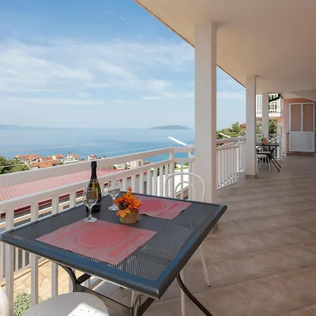 Gorgeous In With House Sea View Apartment